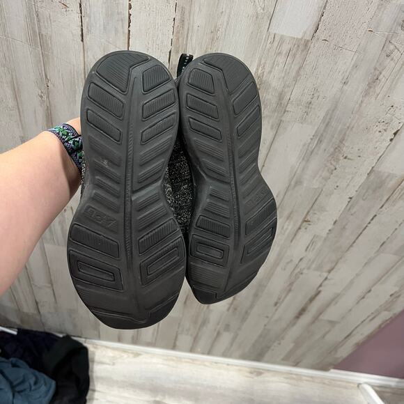 APL Techloom Pro Sneakers Black Metallic Gold Athletic Propulsion Women’s 6.5 - Picture 5 of 7